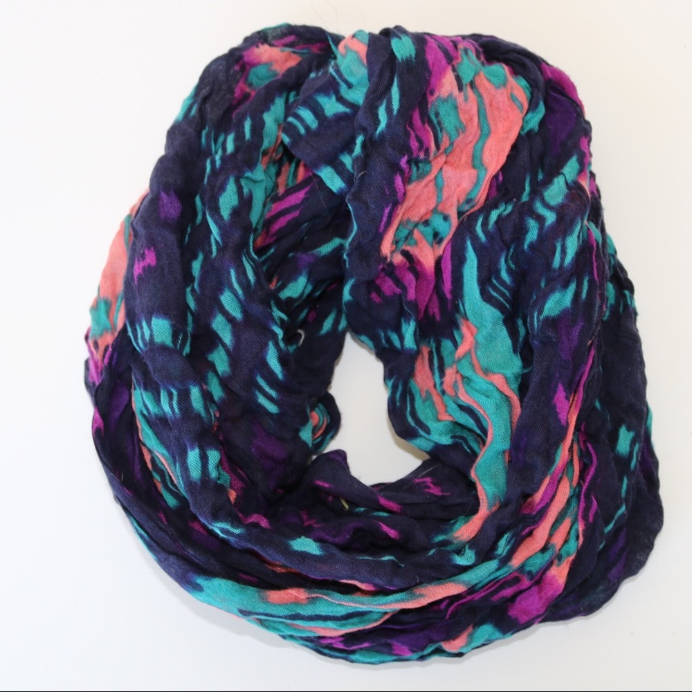 AEO multicolored pattern infinity scarf